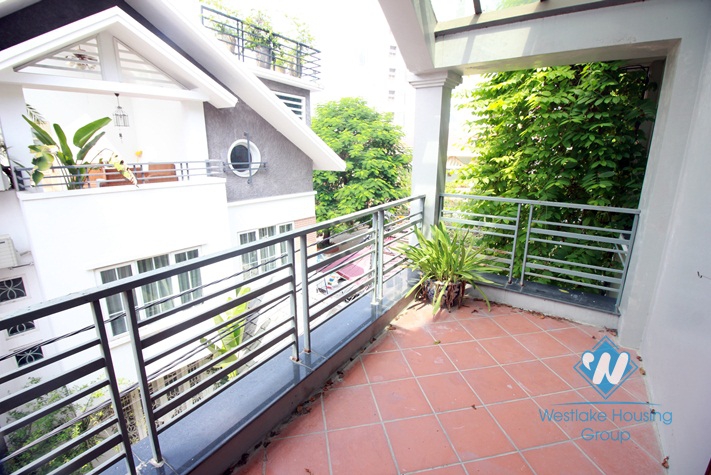 Nice fully furnished house for rent in Tay Ho
